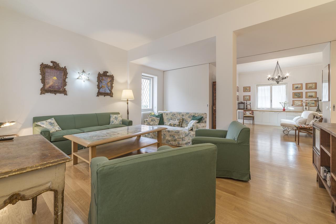 Micheli 4Pax Apartment With Terrace Roma Exterior foto